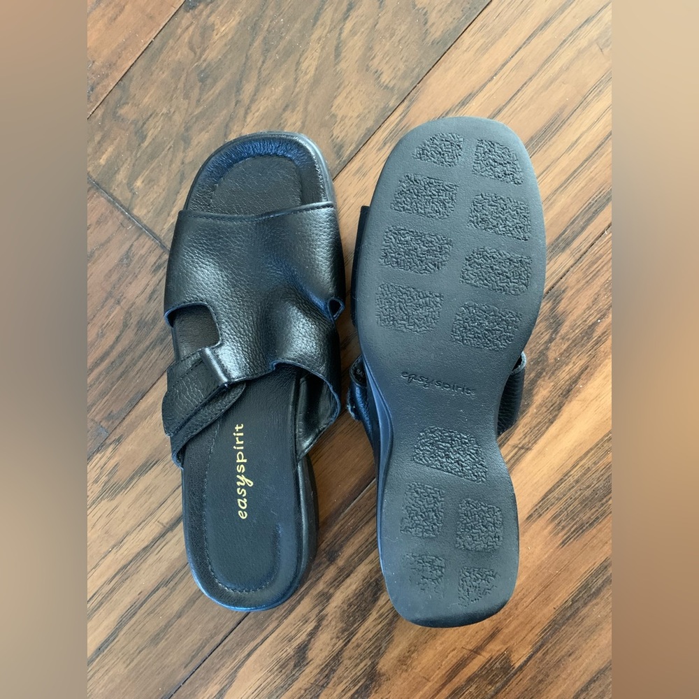 Easy Spirit Sandals - Picture 3 of 4